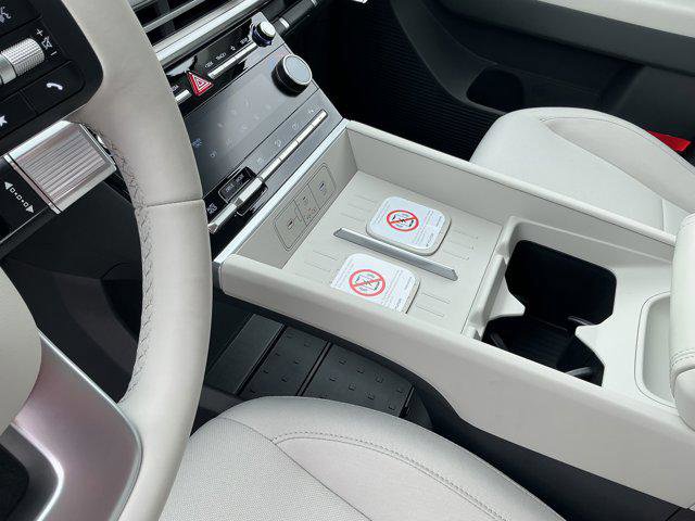 New 2026 Hyundai Santa Fe SE image 8