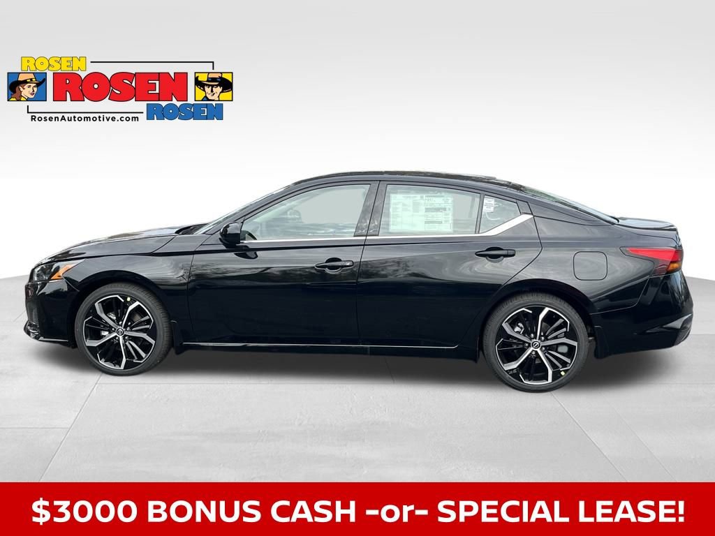 New 2025 Nissan Altima 2.5 SR w/ SR Premium Package image 2