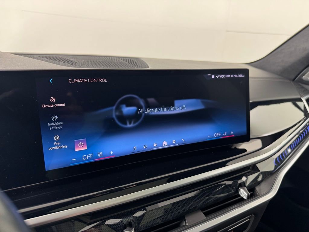 Used 2024 BMW X7 xDrive40i w/ Executive Package image 14