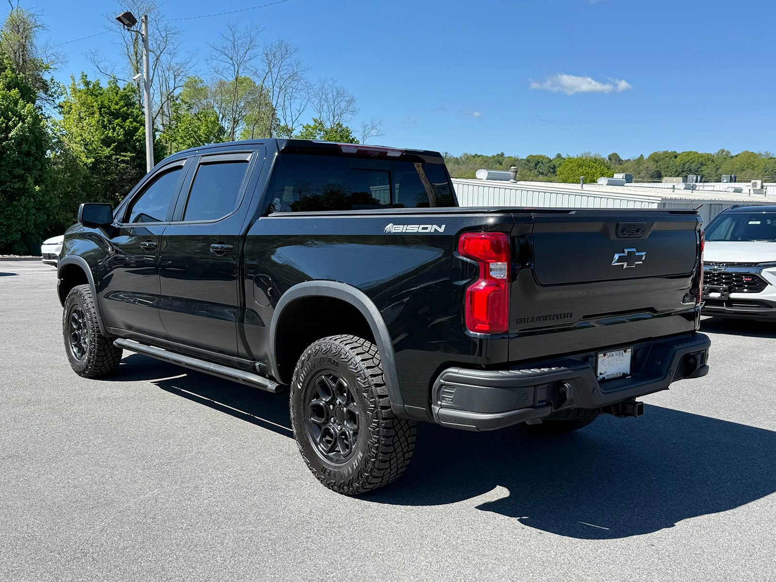 Used 2024 Chevrolet Silverado 1500 ZR2 w/ ZR2 Bison Edition AWD/4WD image 4