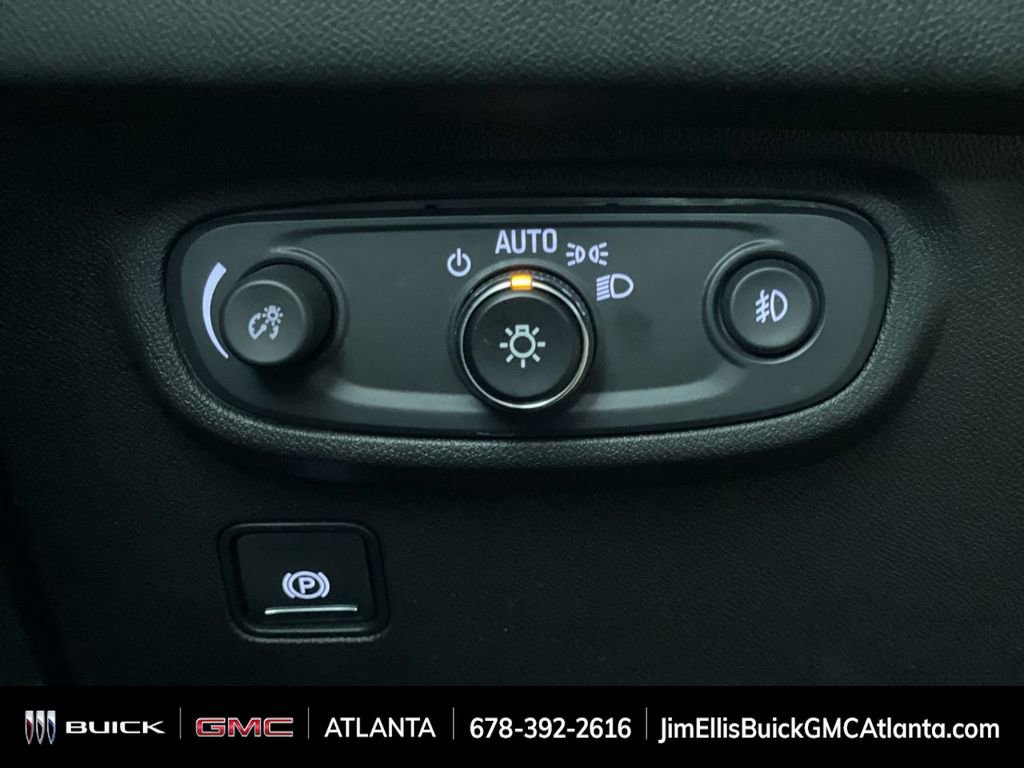 Used 2023 GMC Terrain SLT image 18