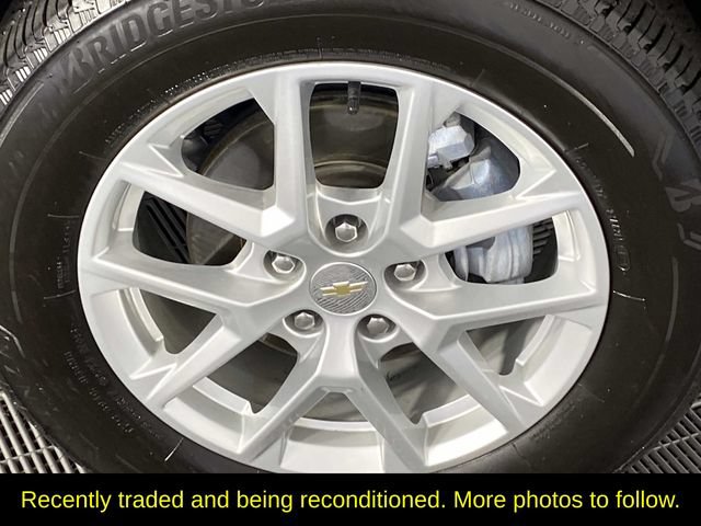 Used 2024 Chevrolet Equinox LS w/ Driver Confidence II Package AWD/4WD image 29