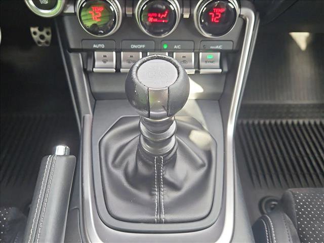 Used 2023 Toyota GR86 Premium image 12