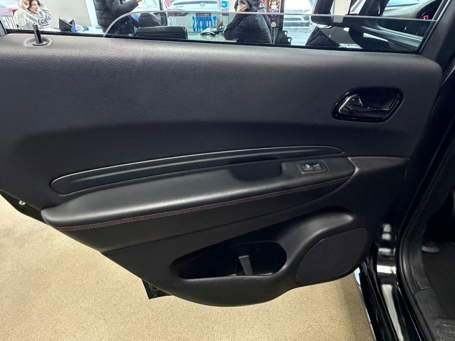 Used 2025 Dodge Durango GT AWD/4WD image 24