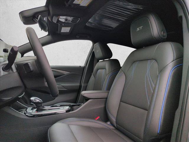 New 2026 Buick Envista Sport Touring w/ Convenience I Package FWD image 4