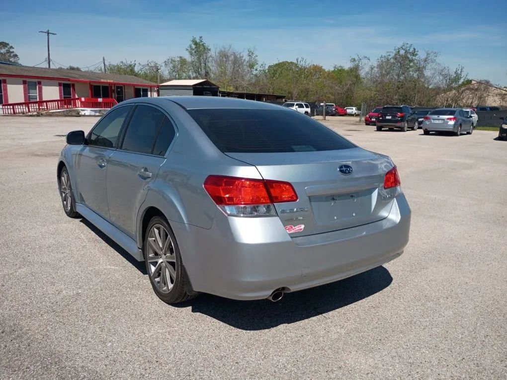 Used 2013 Subaru Legacy 2.5i Sport image 3