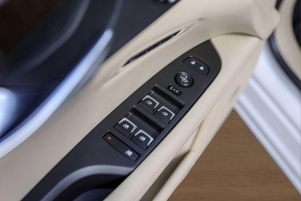 Used 2018 Cadillac CT6 2.0T RWD image 23