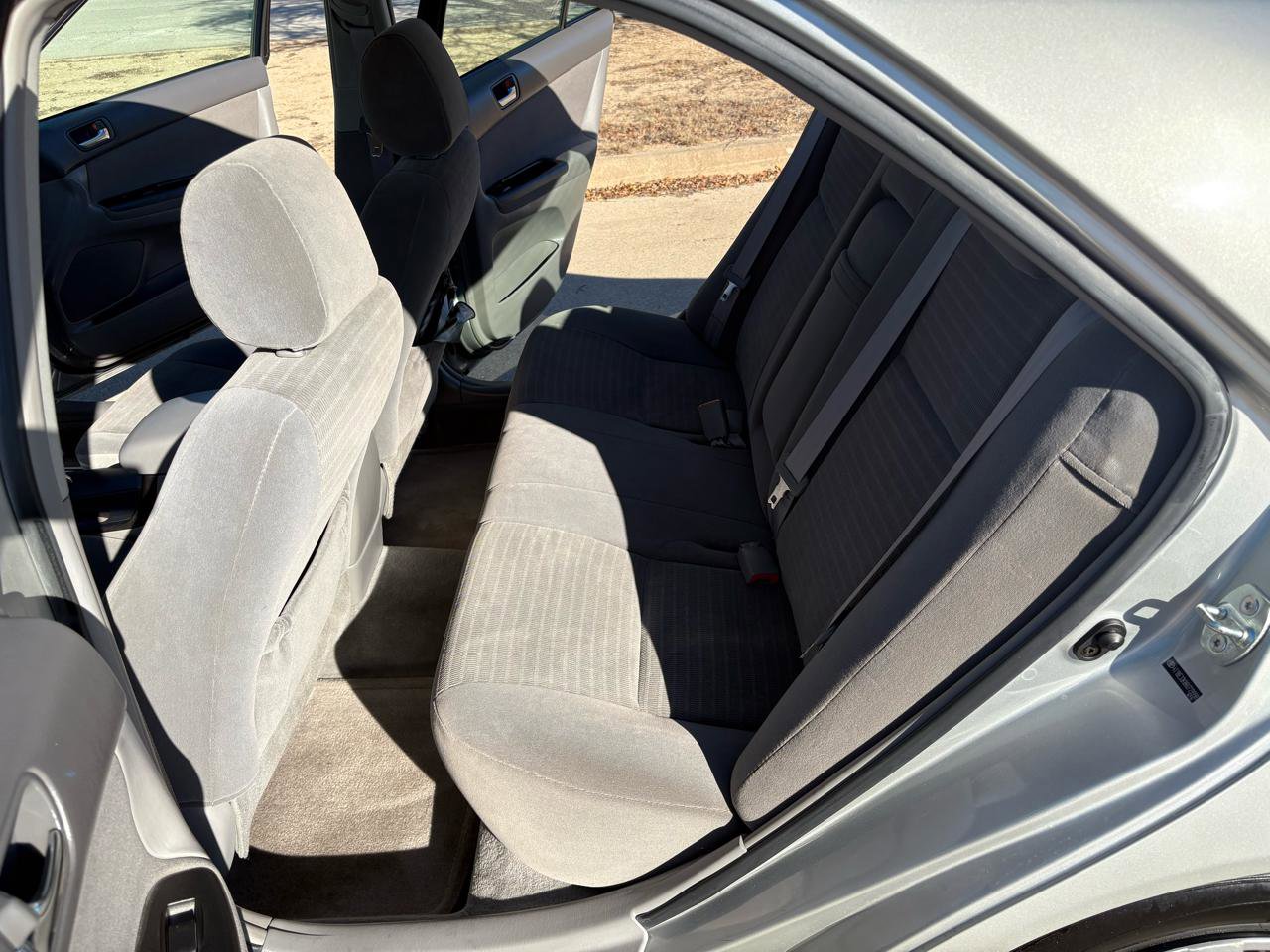 Used 2006 Toyota Camry LE FWD image 24