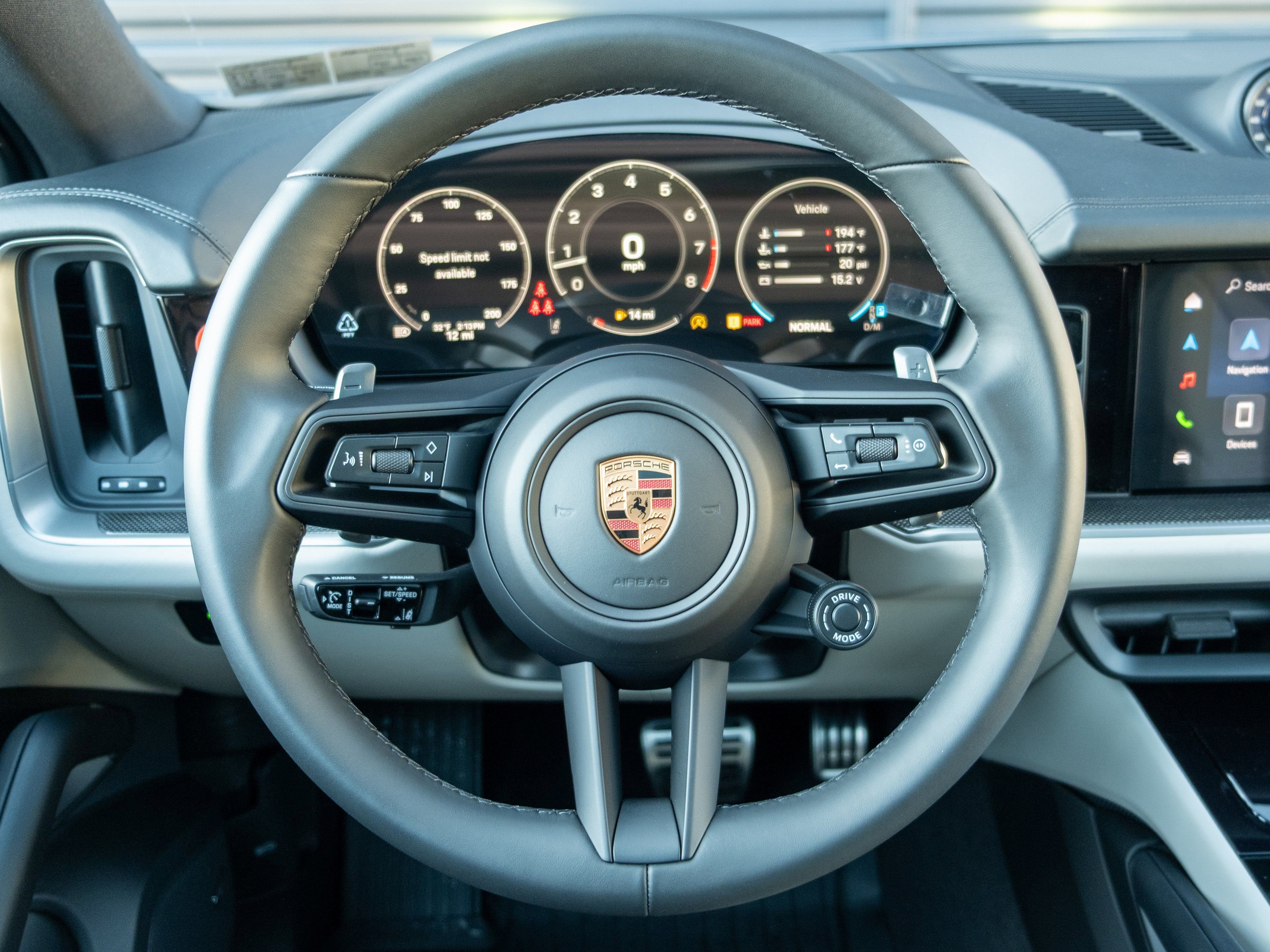 New 2026 Porsche Cayenne S image 6