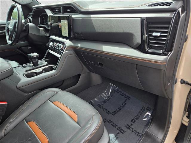 Used 2023 GMC Sierra 1500 AT4 w/ Technology Package image 19