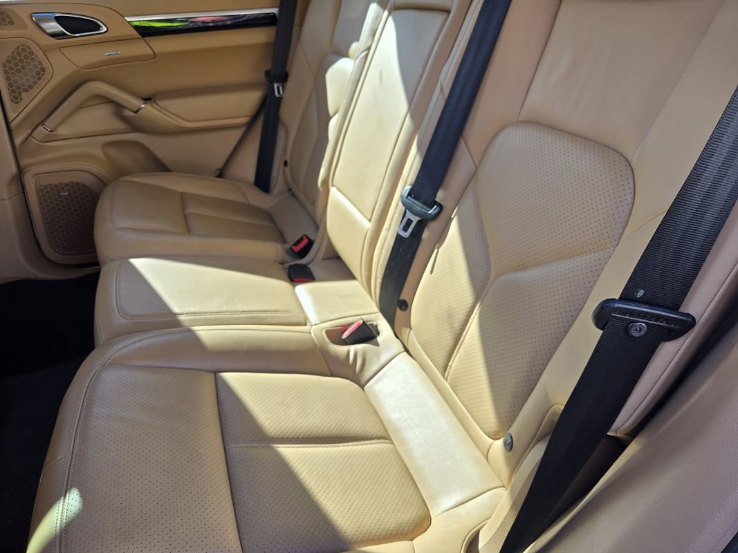 Used 2011 Porsche Cayenne S image 20