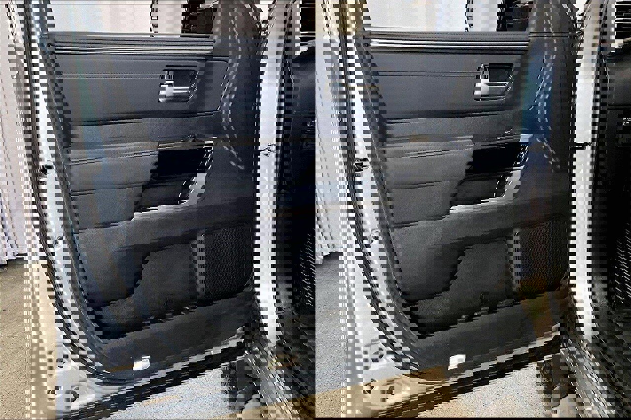 Used 2023 Toyota Tundra Limited image 25