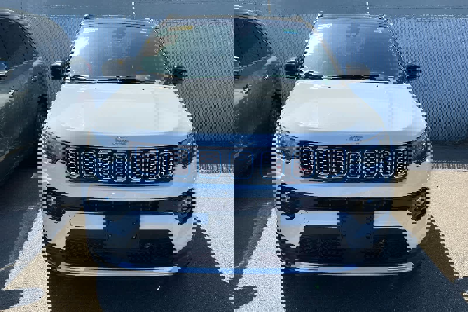 Used 2025 Jeep Compass Limited image 2