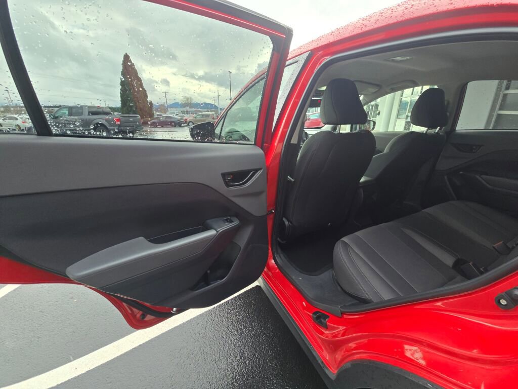 Used 2024 Subaru Crosstrek 2.0i image 12