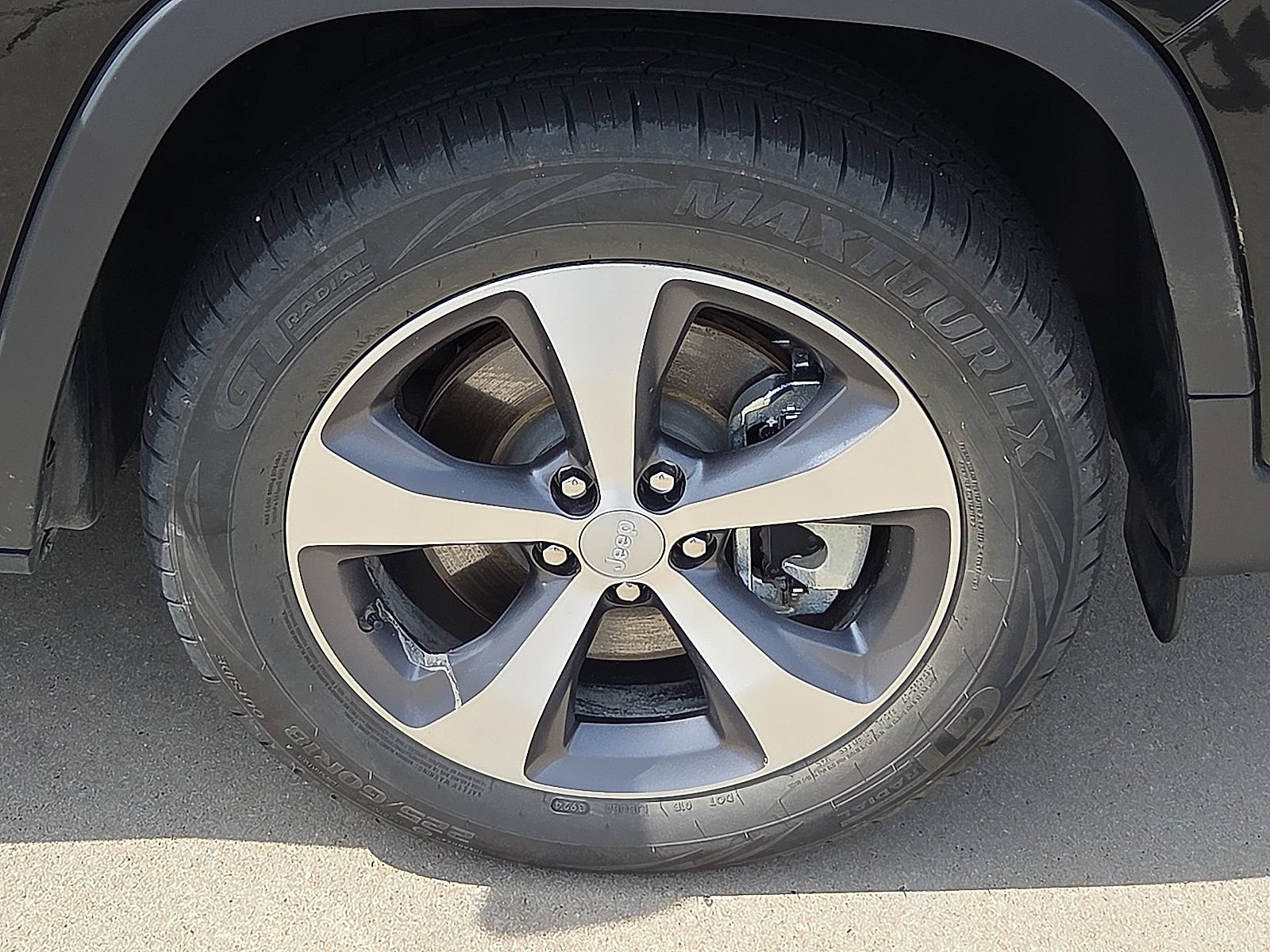 Used 2022 Jeep Cherokee Limited AWD/4WD image 7