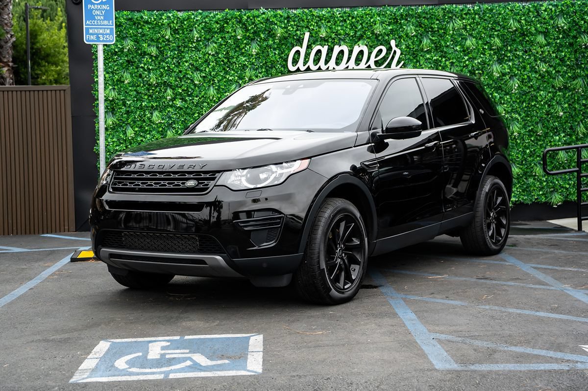 Used 2017 Land Rover Discovery Sport SE AWD/4WD image 1