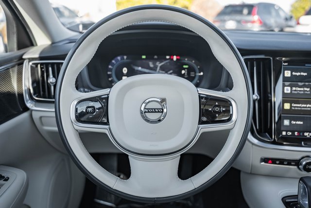 Used 2023 Volvo S60 T8 Plus image 24