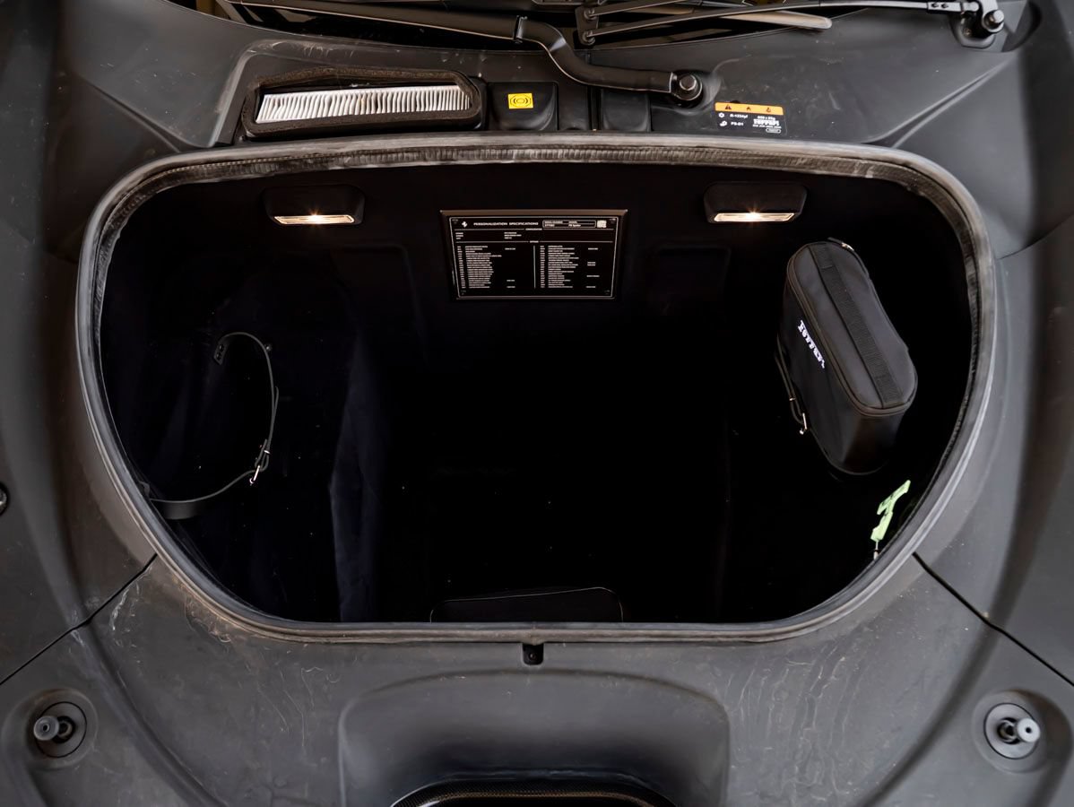 Used 2022 Ferrari F8 Tributo RWD image 39