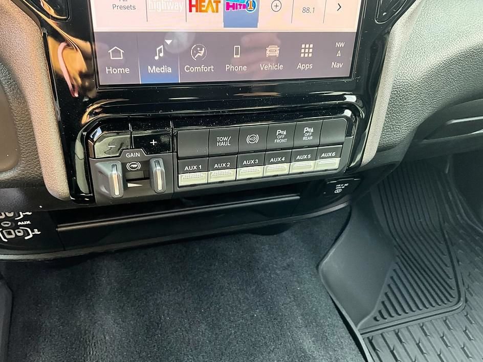 New 2026 RAM 2500 Warlock AWD/4WD image 24