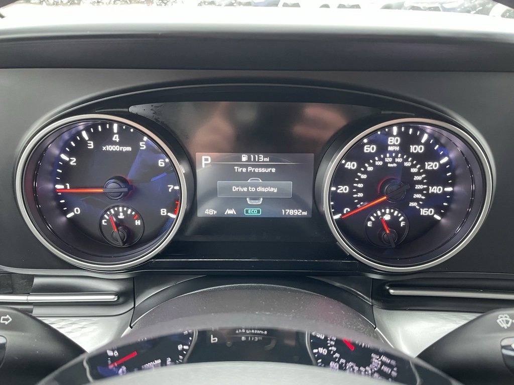 Used 2024 Kia Carnival LX image 26