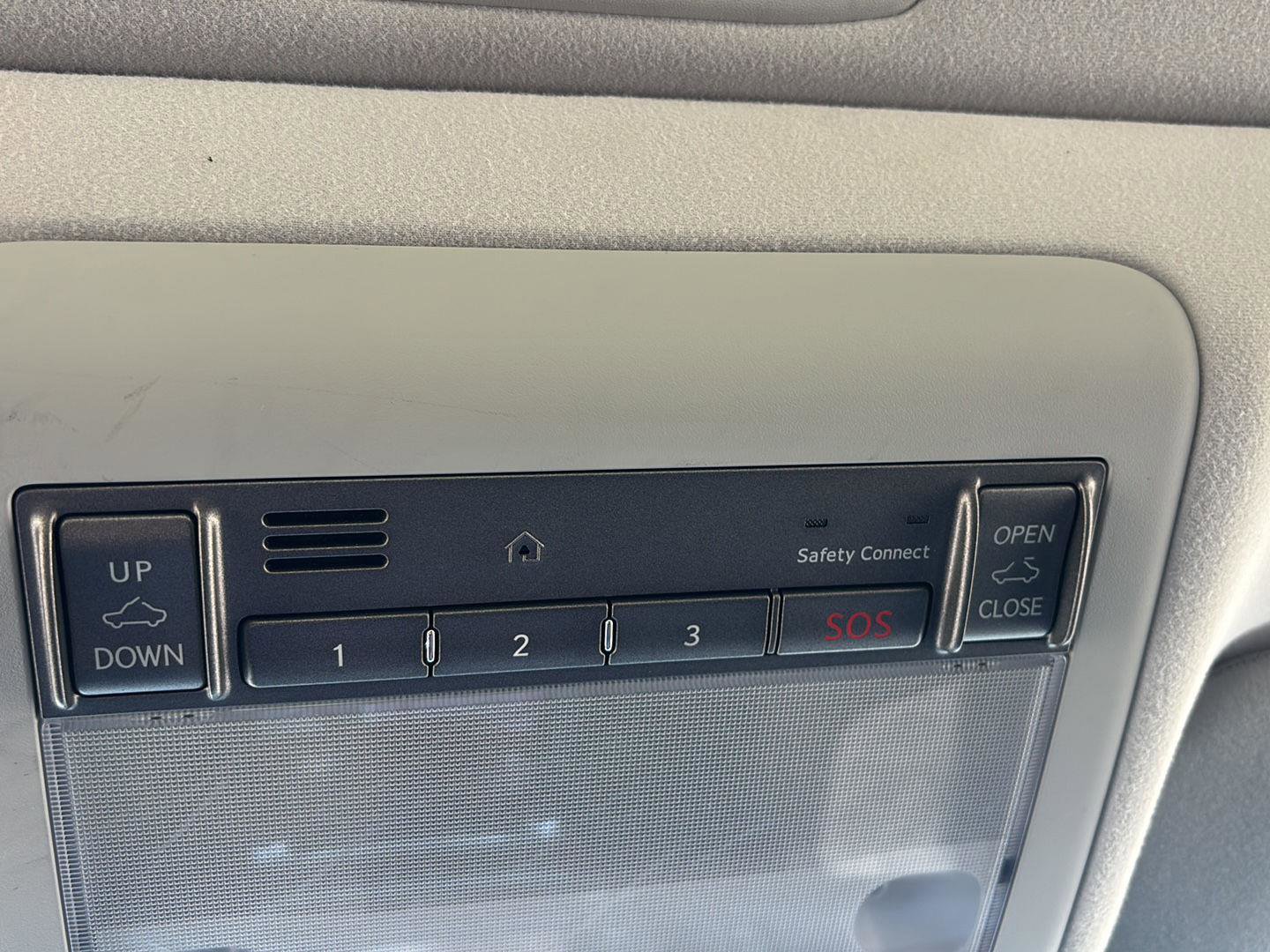 Used 2011 Lexus LS 460 AWD w/ Luxury Value Edition image 30