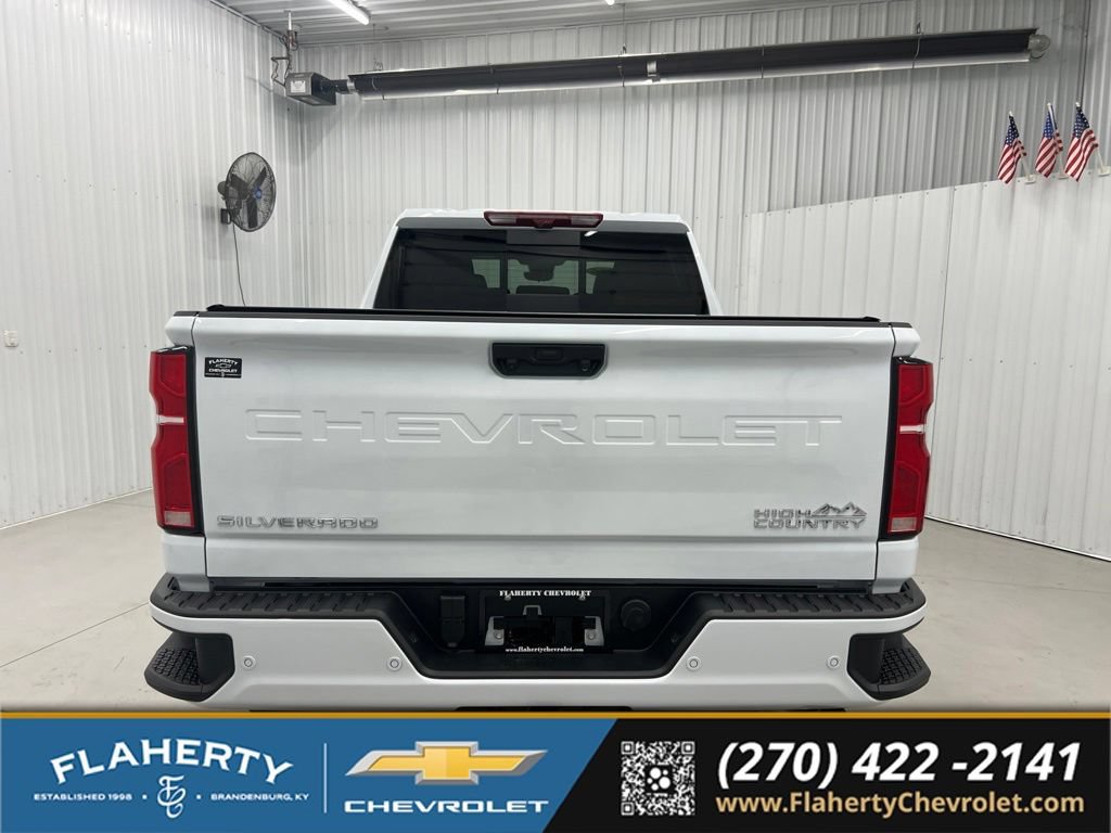 New 2026 Chevrolet Silverado 2500 High Country w/ High Country Premium Package AWD/4WD image 4
