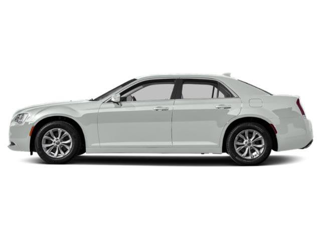 Used 2015 Chrysler 300 Limited RWD image 3