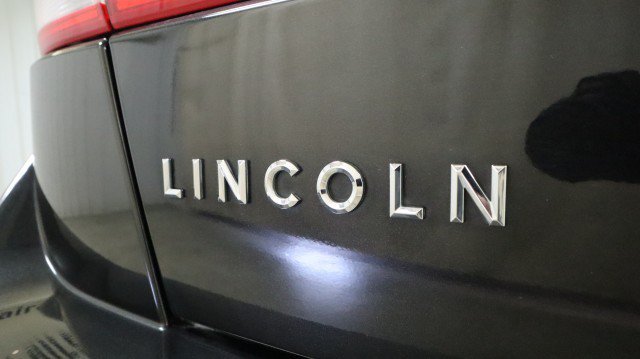 Used 2012 Lincoln MKZ FWD image 21