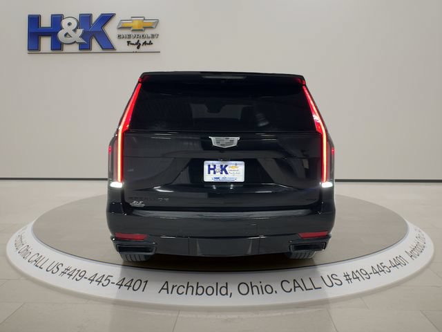 Used 2022 Cadillac Escalade Sport w/ LPO, ONYX Package AWD/4WD image 5