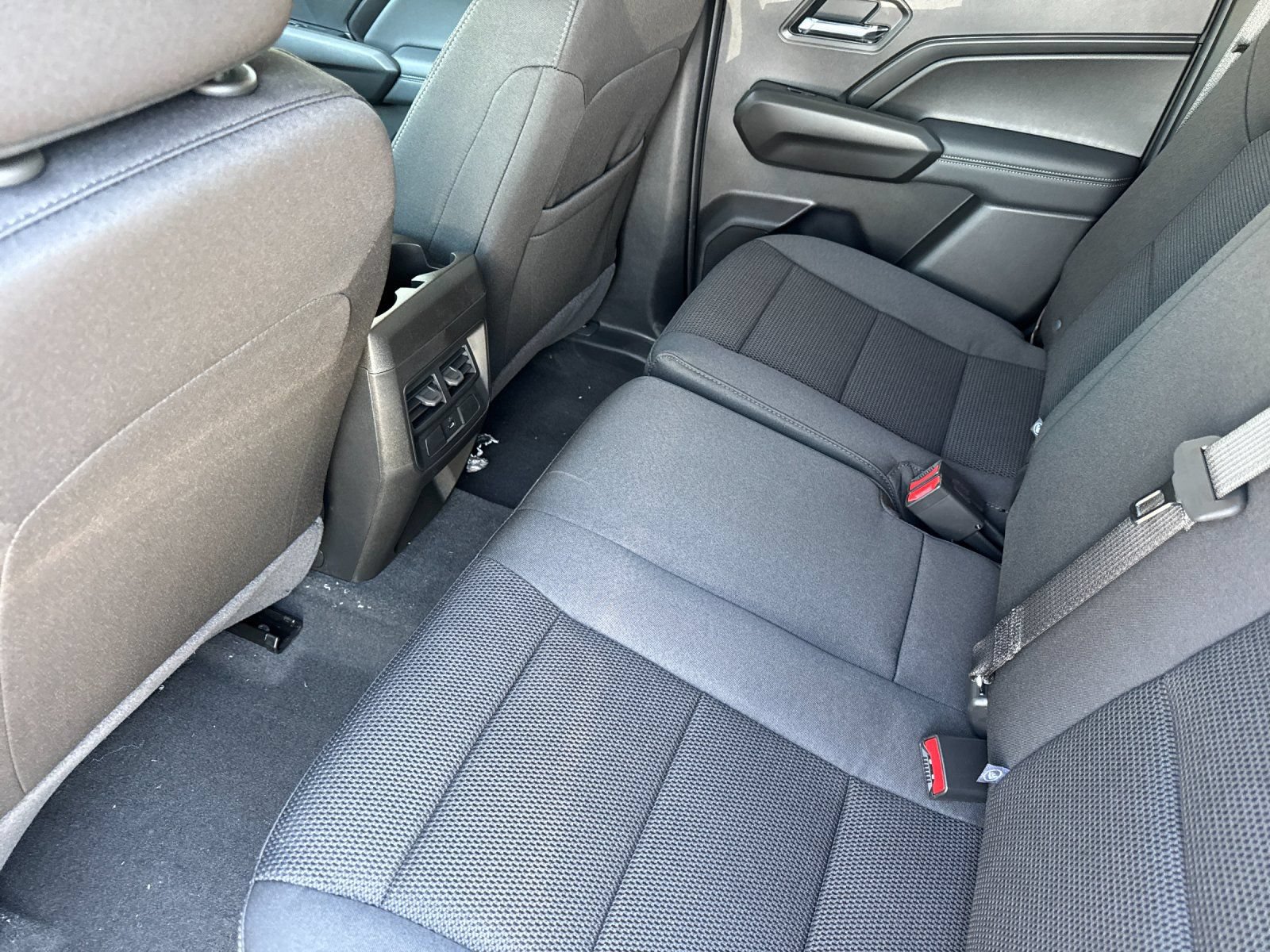 New 2026 GMC Canyon Elevation w/ Technology Package RWD image 12