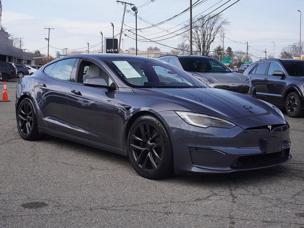 Used 2023 Tesla Model S Plaid image 2