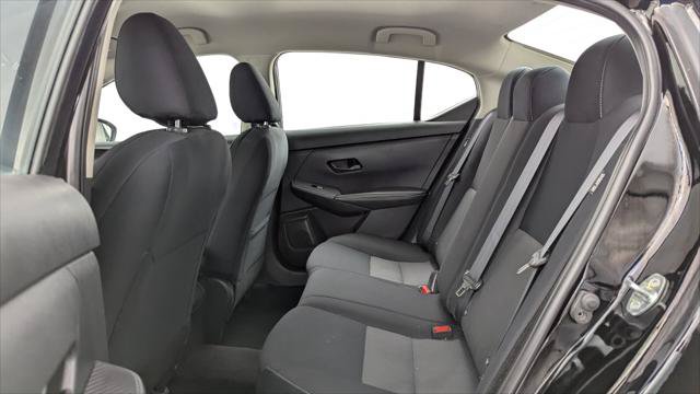 Used 2024 Nissan Sentra SV FWD image 17