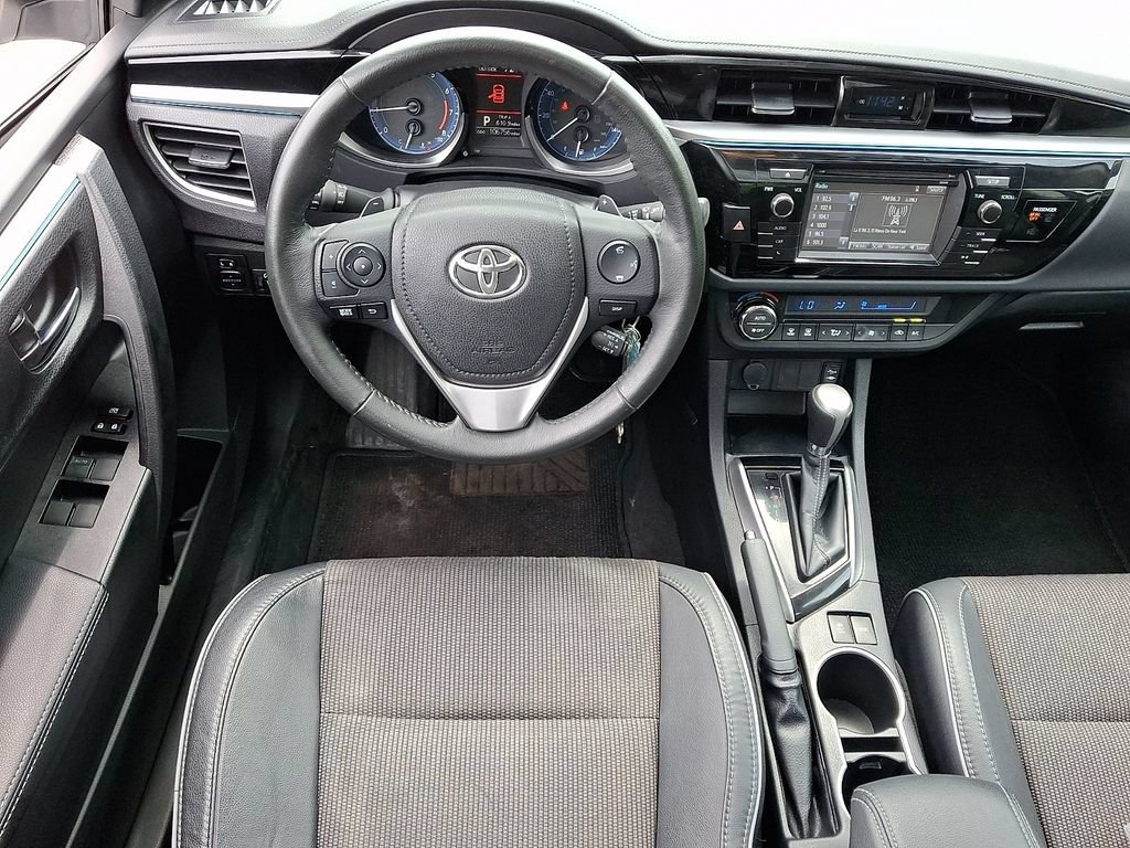 Used 2015 Toyota Corolla S FWD image 11