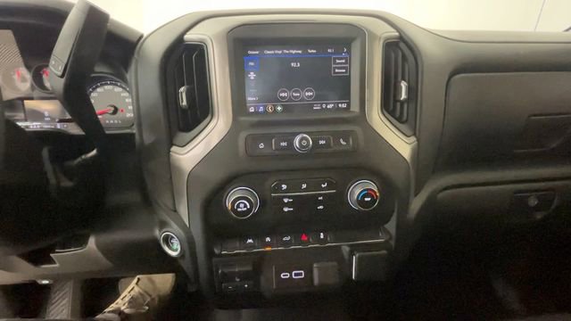 Used 2024 Chevrolet Silverado 1500 Custom AWD/4WD image 28