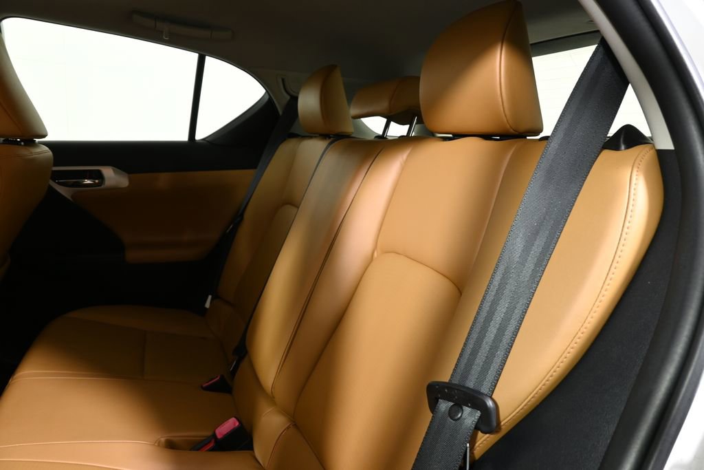 Used 2012 Lexus CT 200h Premium w/ Premium Audio Pkg image 5