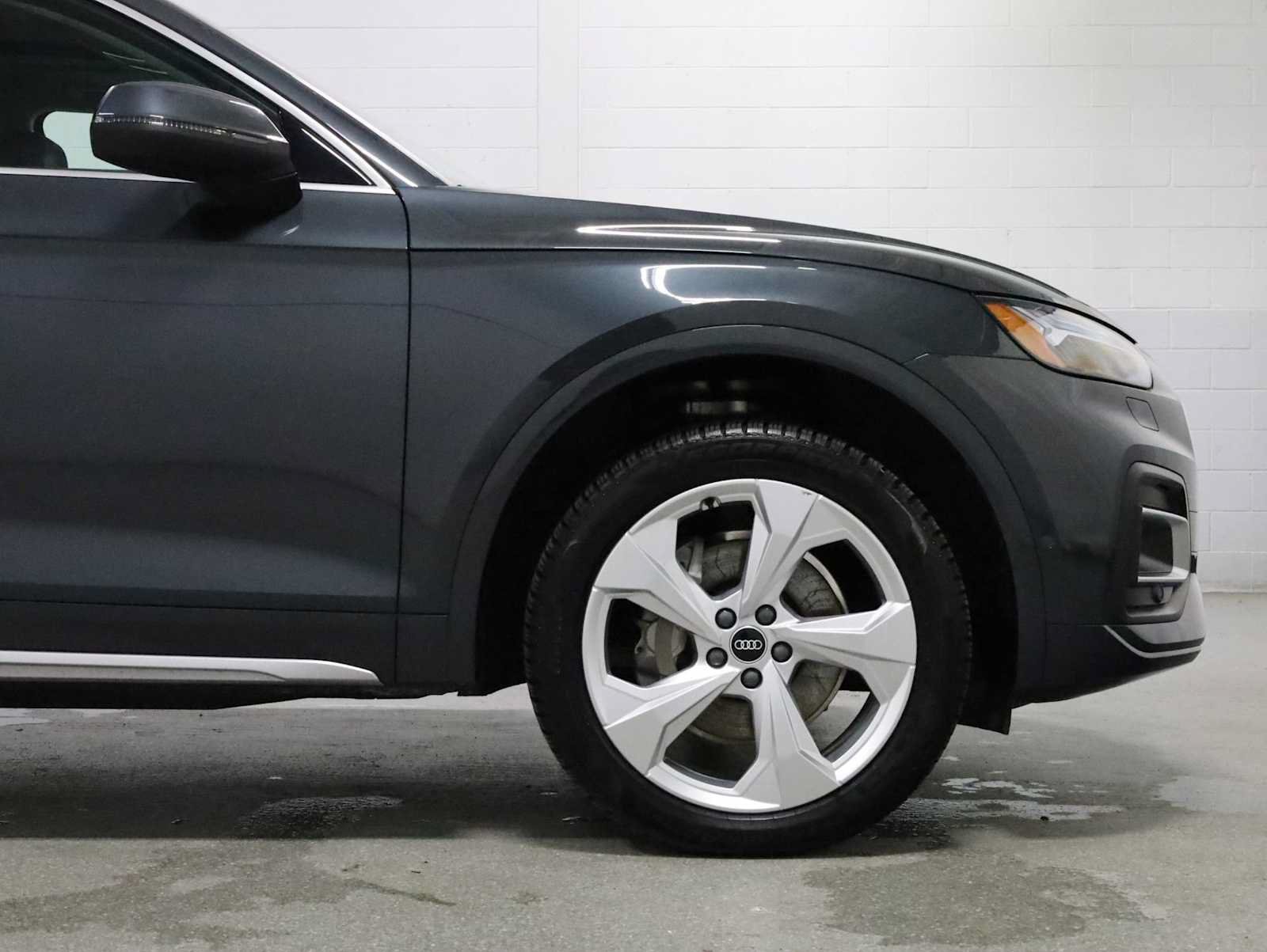 Used 2021 Audi Q5 Prestige w/ Prestige Package AWD/4WD image 11