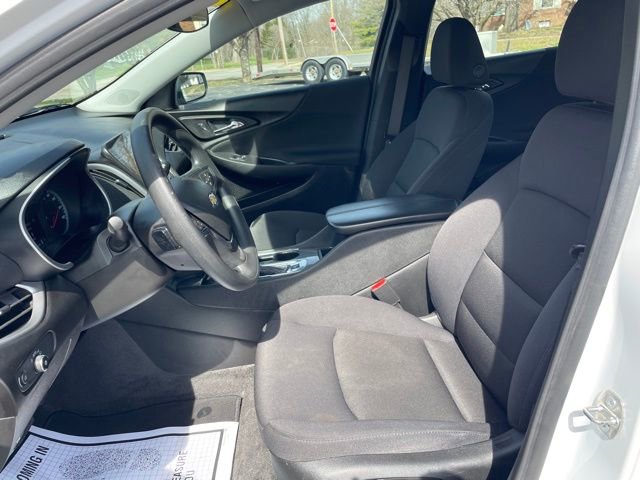 Used 2024 Chevrolet Malibu LT image 13