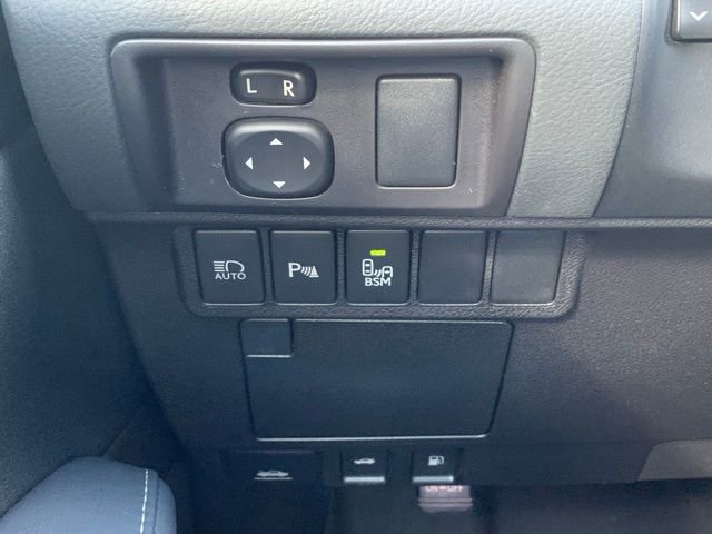 Used 2017 Lexus ES 350 w/ Luxury Package image 23