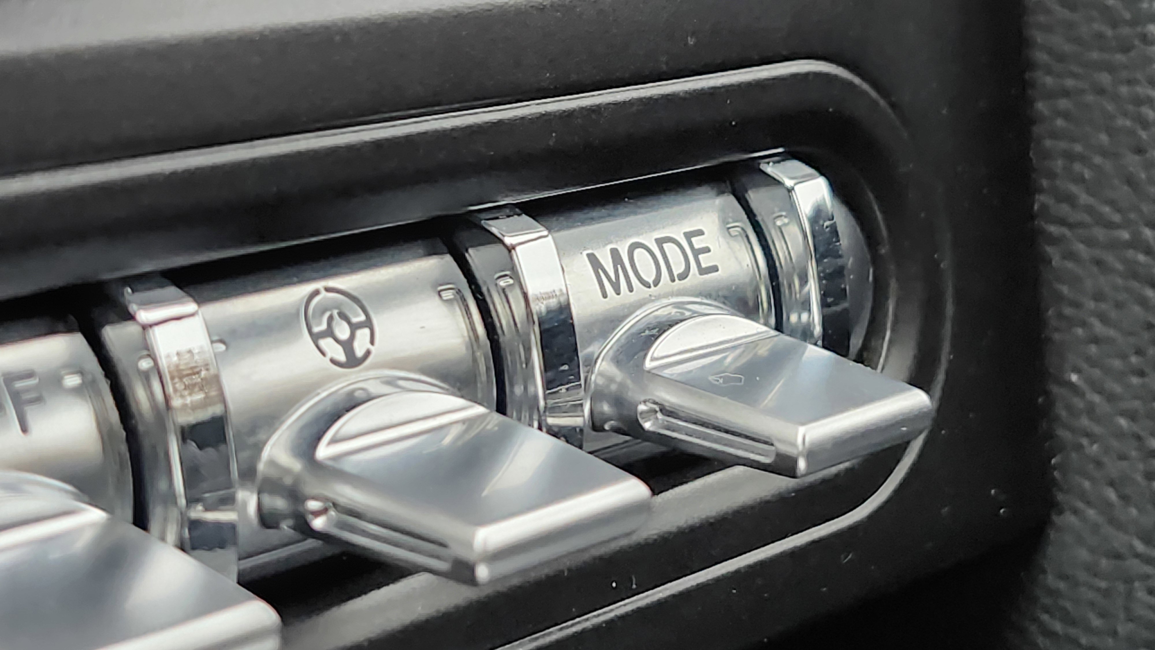 Used 2015 Ford Mustang Premium w/ Equipment Group 201A image 11