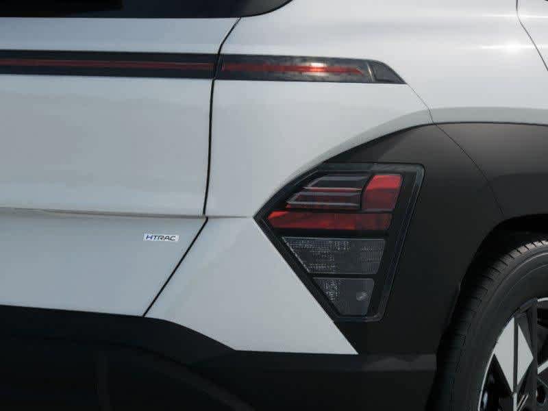 Certified 2025 Hyundai Kona SEL AWD/4WD image 19