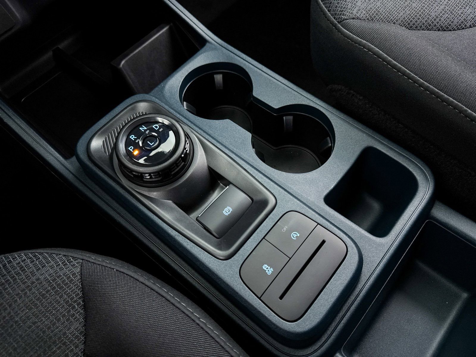 Used 2025 Ford Maverick XL w/ Equipment Group 102A image 24