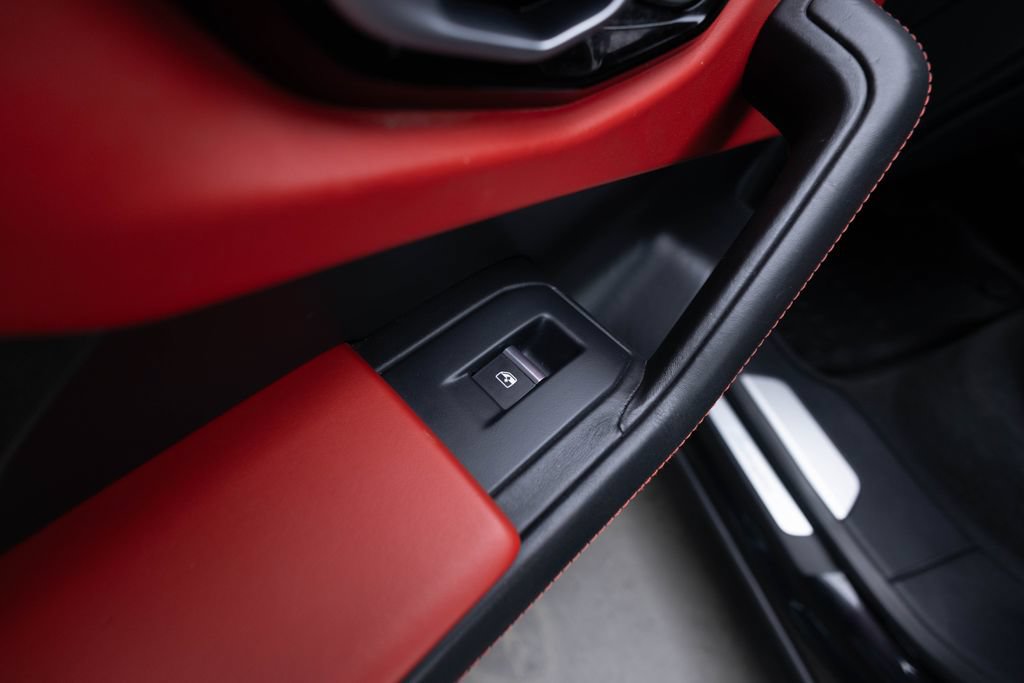 Used 2022 Lamborghini Urus AWD/4WD image 52