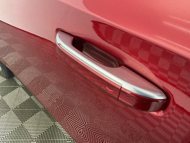 Used 2021 Cadillac Escalade Premium Luxury Platinum image 11