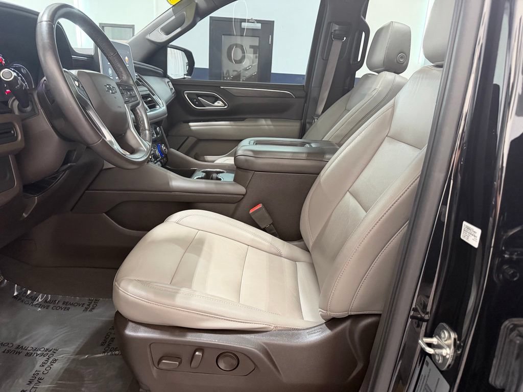 Used 2021 Chevrolet Tahoe Z71 AWD/4WD image 32