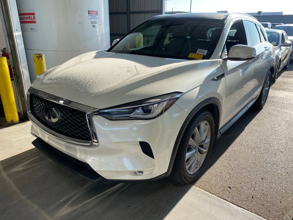 Used 2022 INFINITI QX50 Luxe w/ Cargo Package AWD/4WD image 2