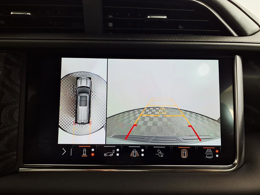 Used 2023 GMC Yukon XL Denali w/ Denali Reserve Package image 19