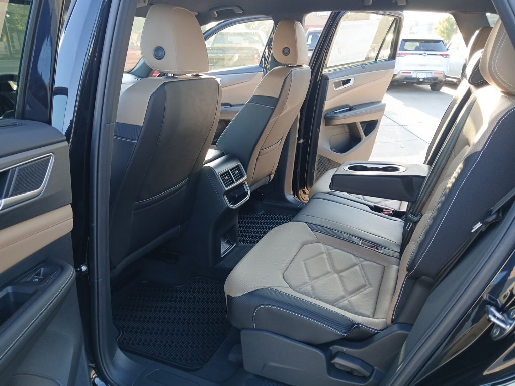 New 2026 Volkswagen Atlas Cross Sport SE FWD image 20