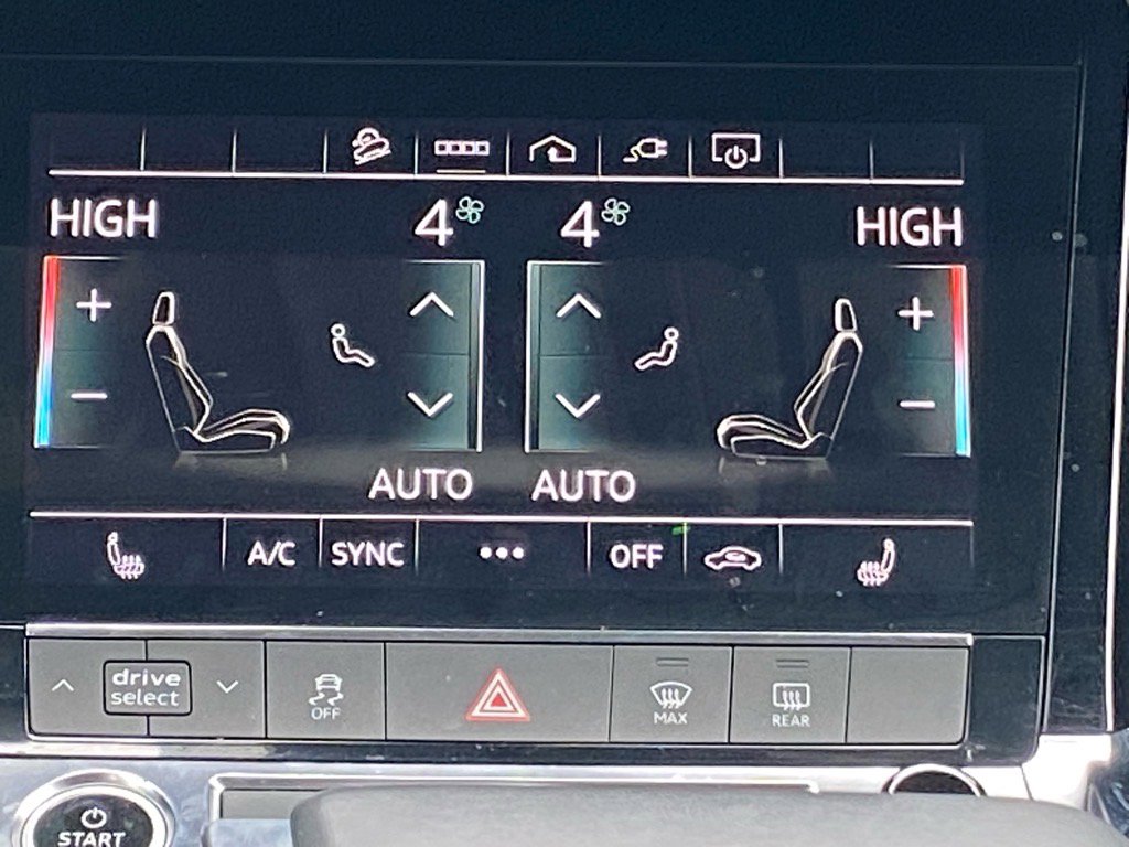 Used 2021 Audi e-tron Premium w/ Convenience Plus Package image 6