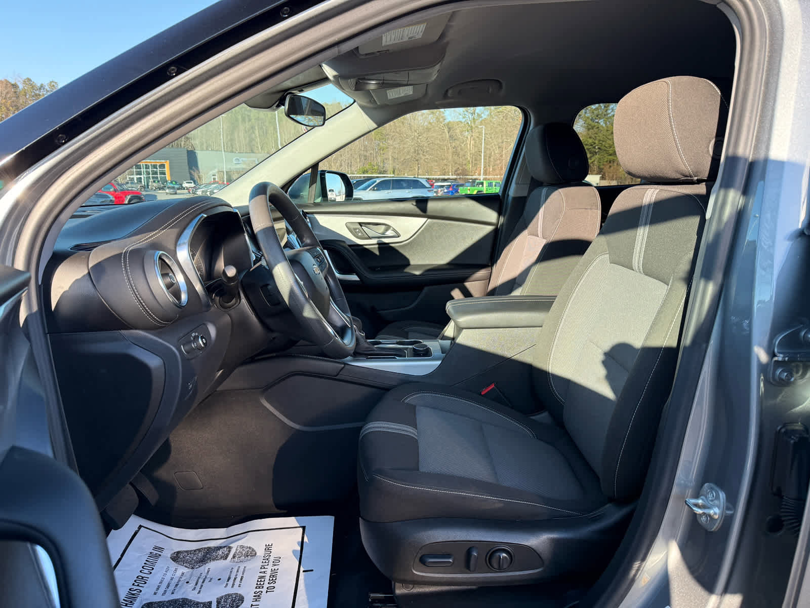 Used 2025 Chevrolet Blazer LT image 13