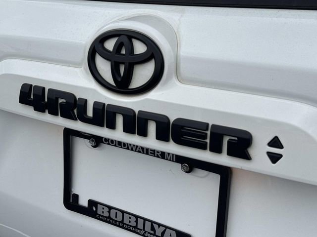 Used 2020 Toyota 4Runner SR5 Premium w/ Wilderness Package AWD/4WD image 35